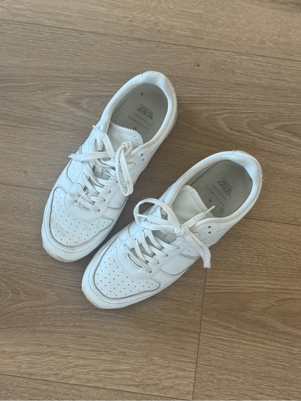 Zara White Leather Low-Top Sneakers